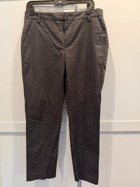 Lightly Worn Vince Coin Pocket Chino Pants – Size 8 in Black